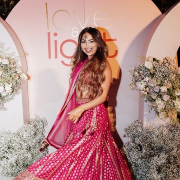 Pink & Gold Authentic Lehenga Set for Timeless Grace - Picture 5 of 6